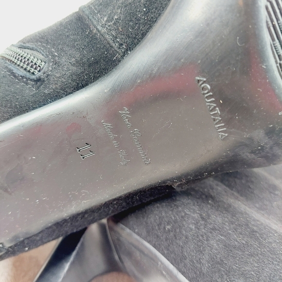 NEW Aquatalia Rania Black Suede Buckle Ankle Booties I319 - Picture 10 of 12